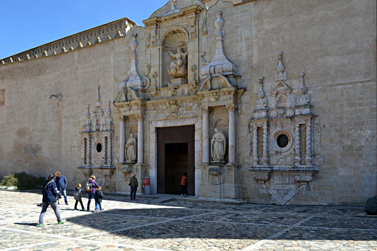 Abadia-4 Espluga de Francolí Exterior foto